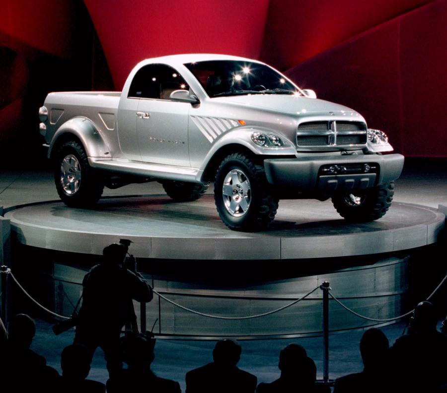  Dodge Power Wagon 2000 года  (фото 3 из 7)